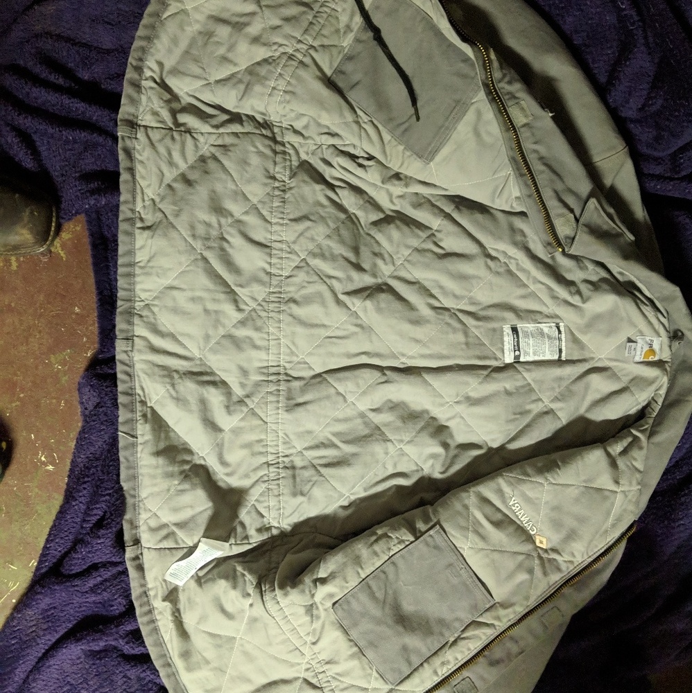 Carhartt Flame Resistant XL jacket - Picture 2 of 4